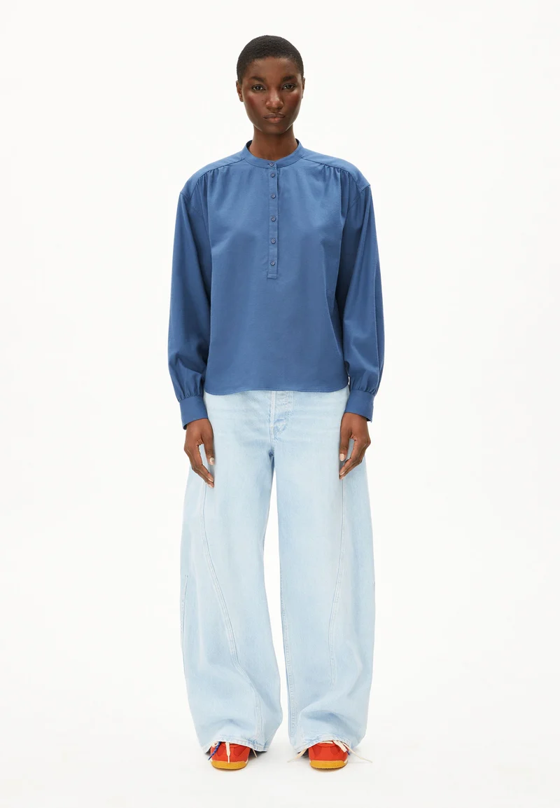 EFINARAA BRUSHED BLUSE | nightshadow