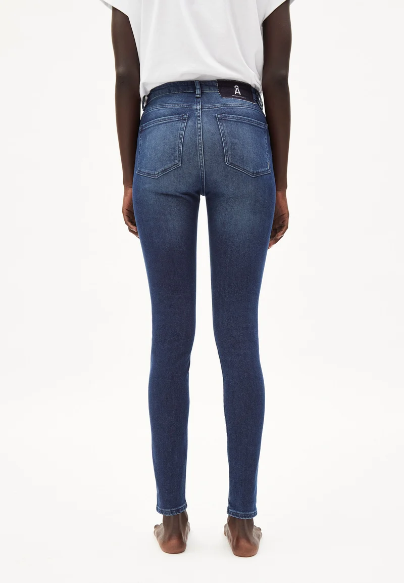 TILLAA CIRCULAR | navy blue