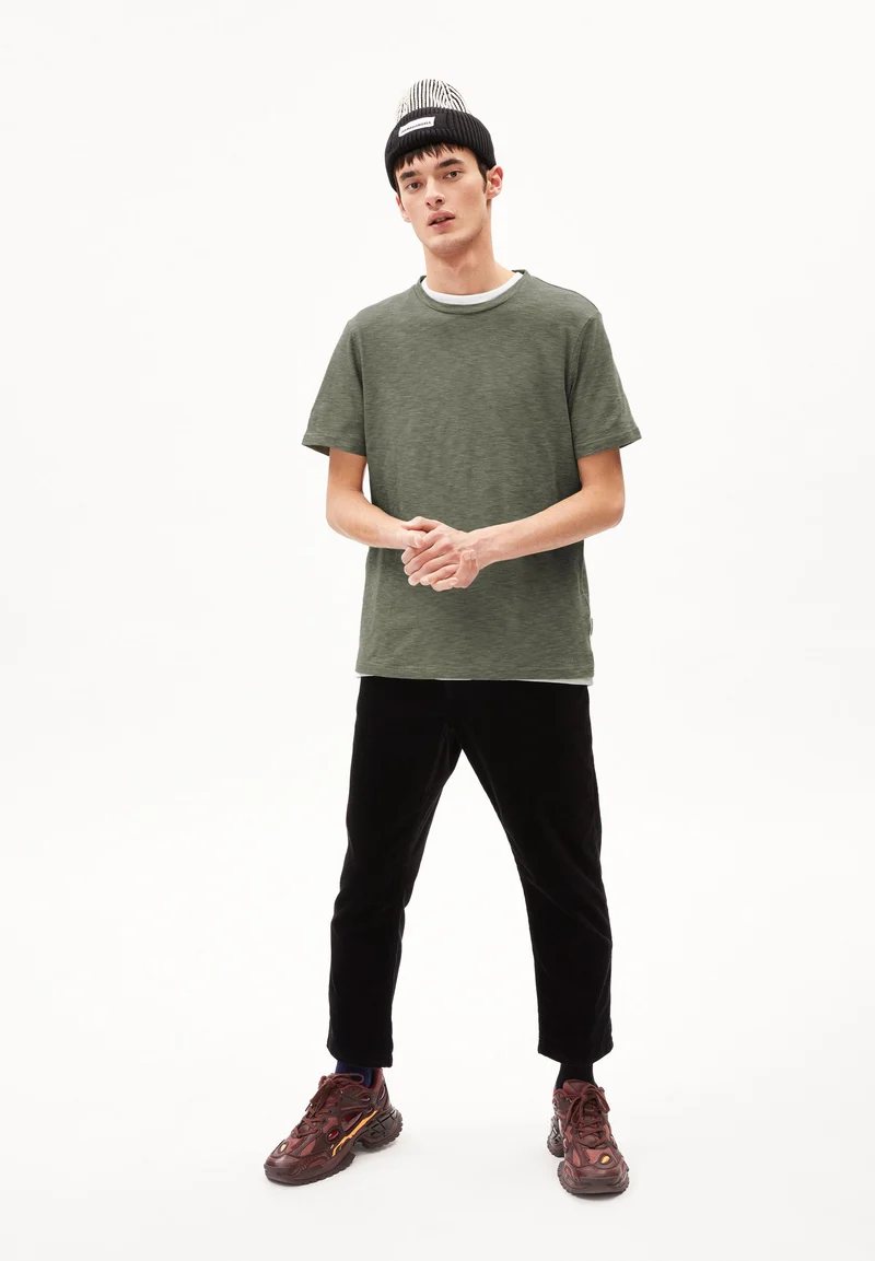 JAAMES STRUCTURE | cool sage-light carbon green