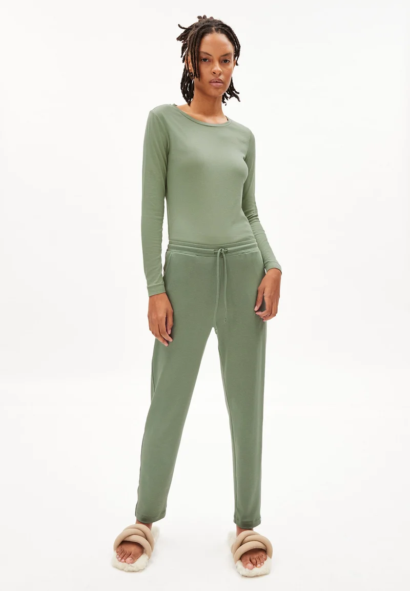 JAALEAA | rosemary green
