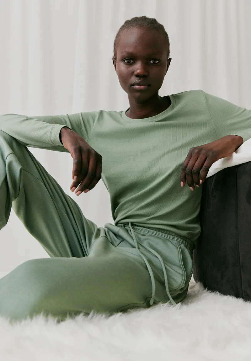 JAALEAA | rosemary green