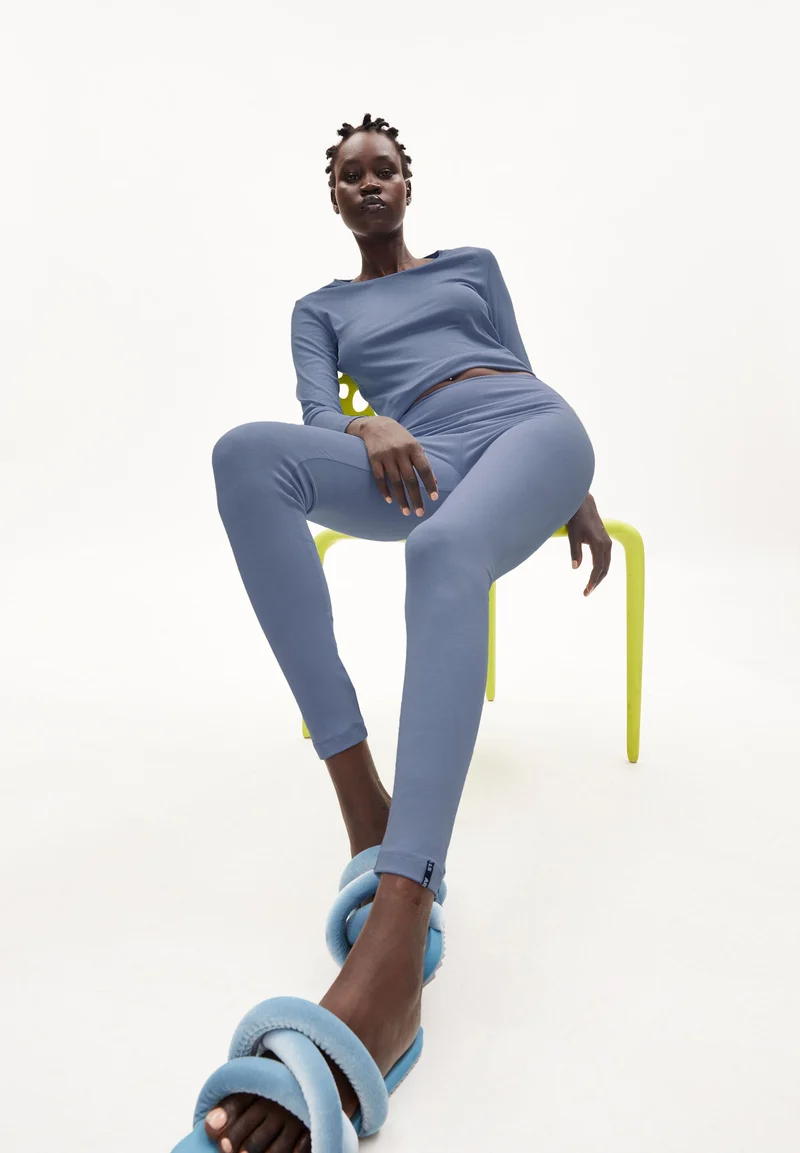 JAALEAA | shadow blue