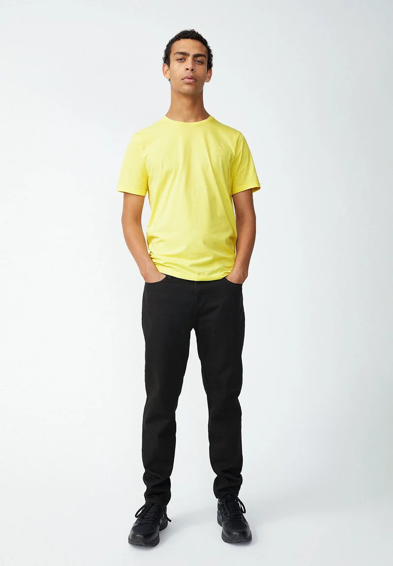 JAAMES T-SHIRT | aa yellow
