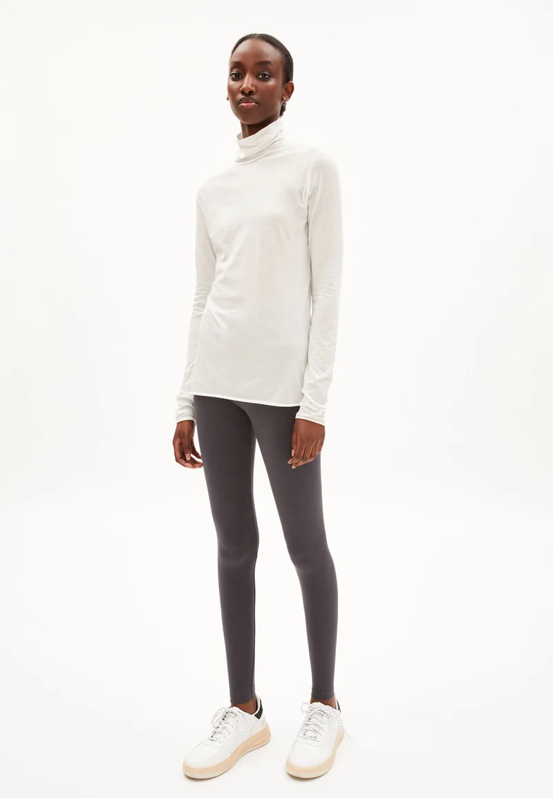 MALANAA | off white
