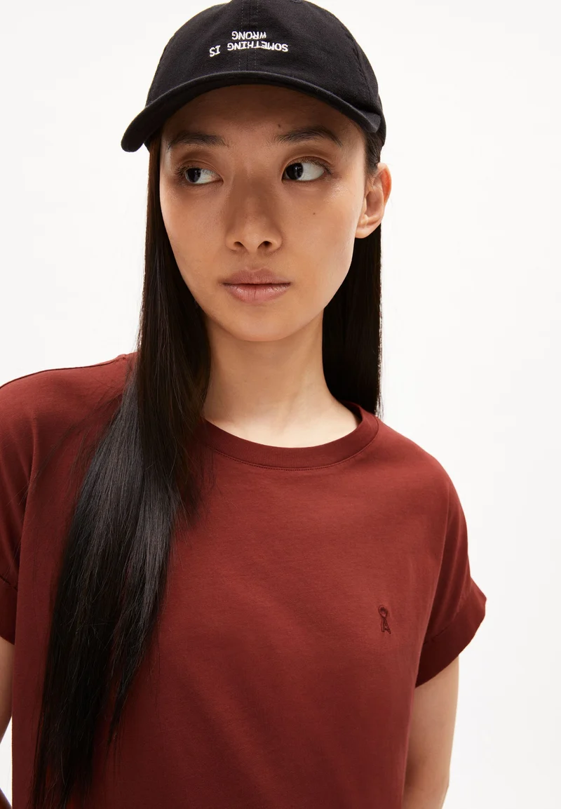 IDAARA T-SHIRT | dark crimson