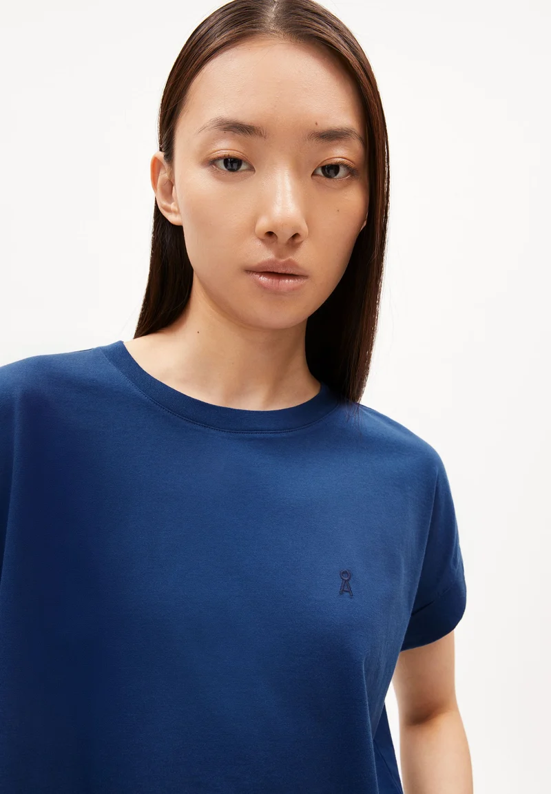 IDAARA T-SHIRT | faded indigo