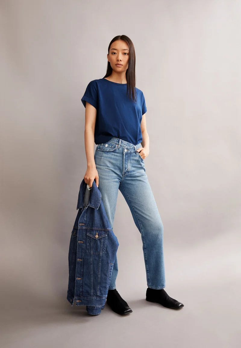 IDAARA T-SHIRT | faded indigo