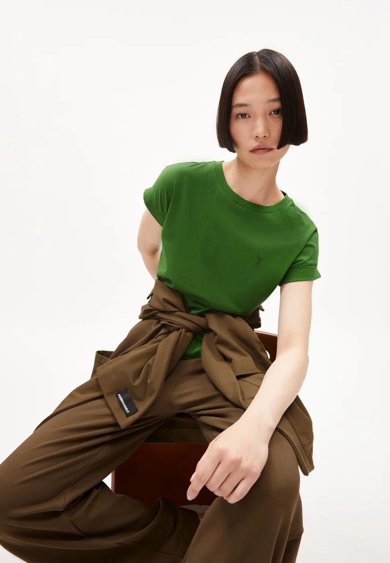 IDAARA T-SHIRT | ivy green