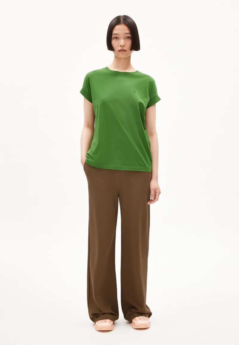 IDAARA T-SHIRT | ivy green
