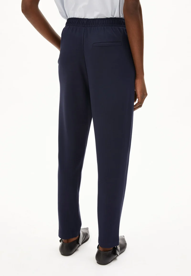 MAGDAALENA JERSEYHOSE | night sky