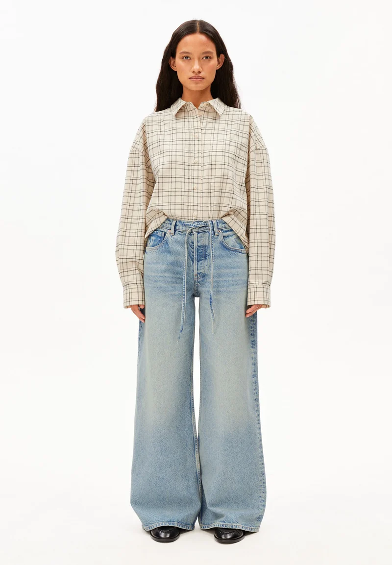 ASTRAEAAS MID WAIST WIDE JEANS | airy
