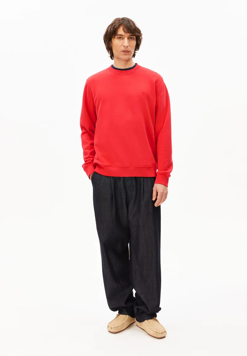 BAARO LOOP SWEATSHIRT | mars red