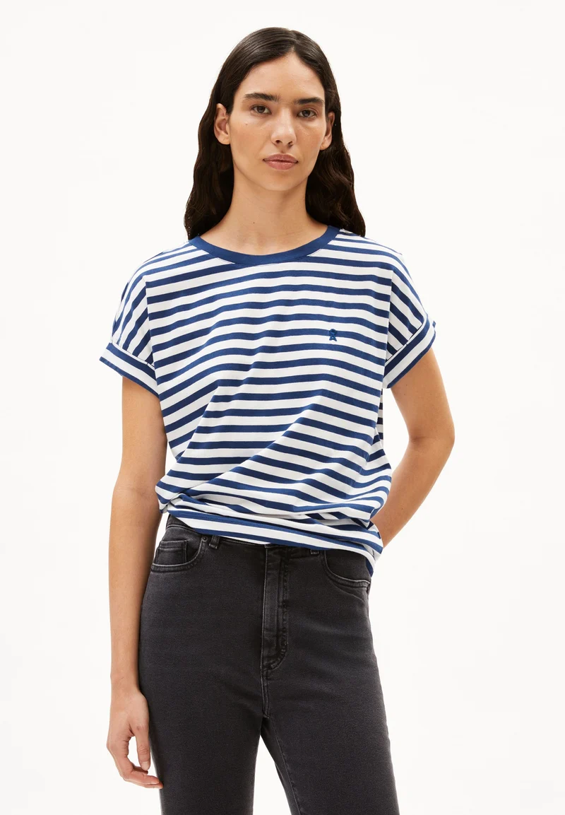 IDAARA GESTREIFTES T-SHIRT | white-faded indigo
