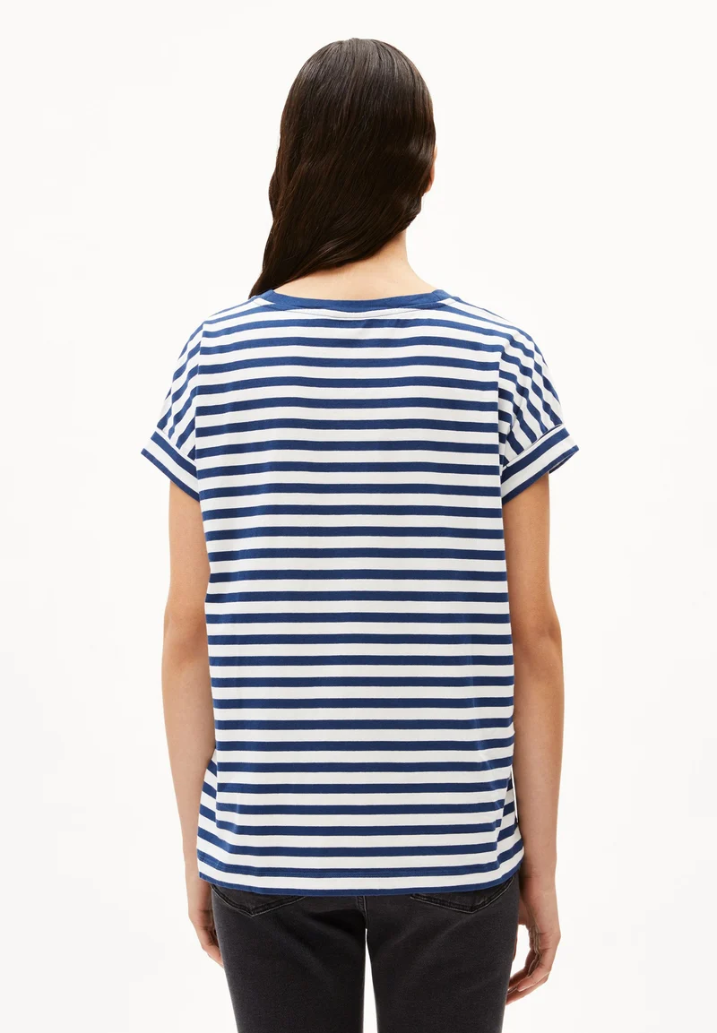 IDAARA GESTREIFTES T-SHIRT | white-faded indigo