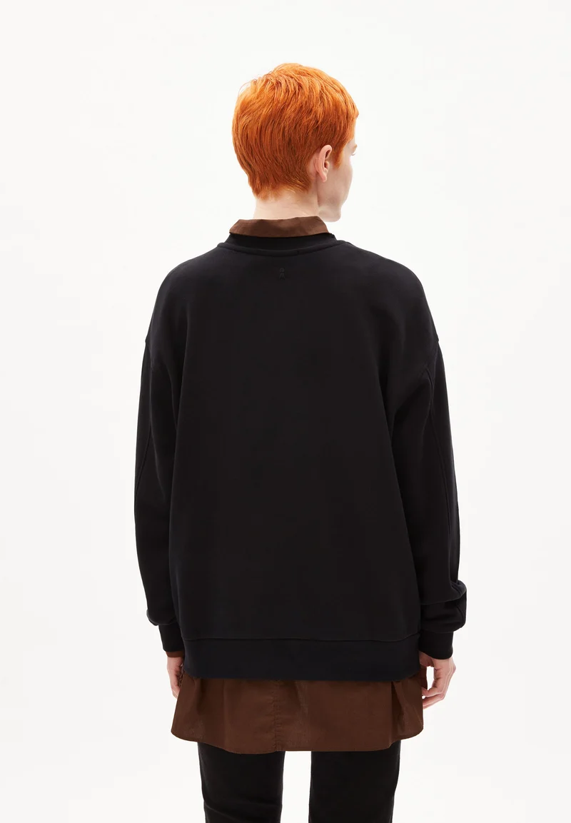 AARIN | black
