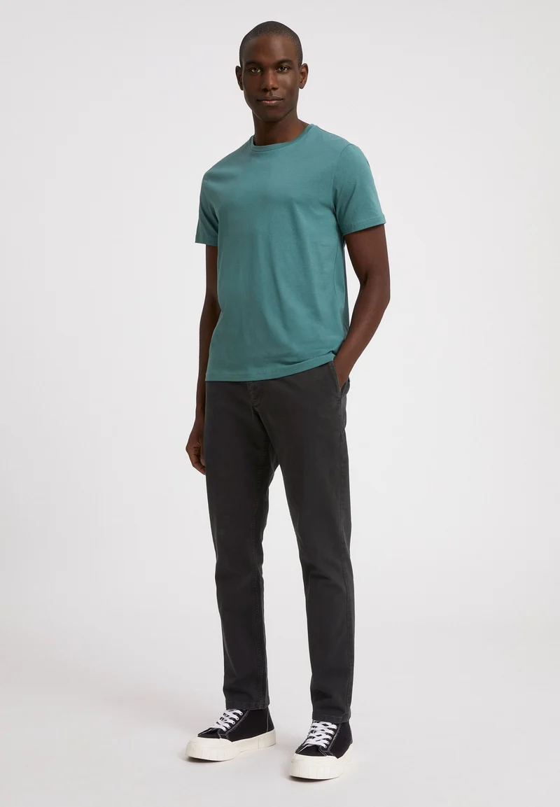 JAAMES T-SHIRT | silver pine