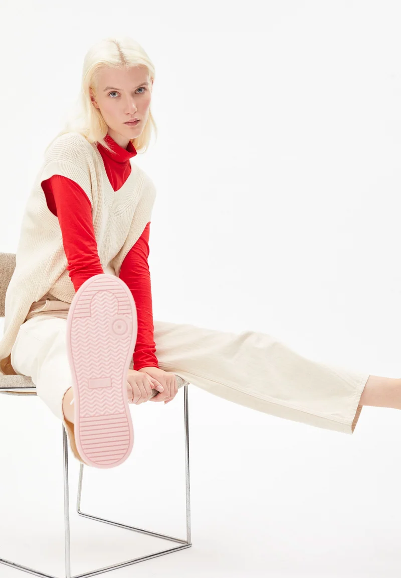 MALANAA | dark poppy