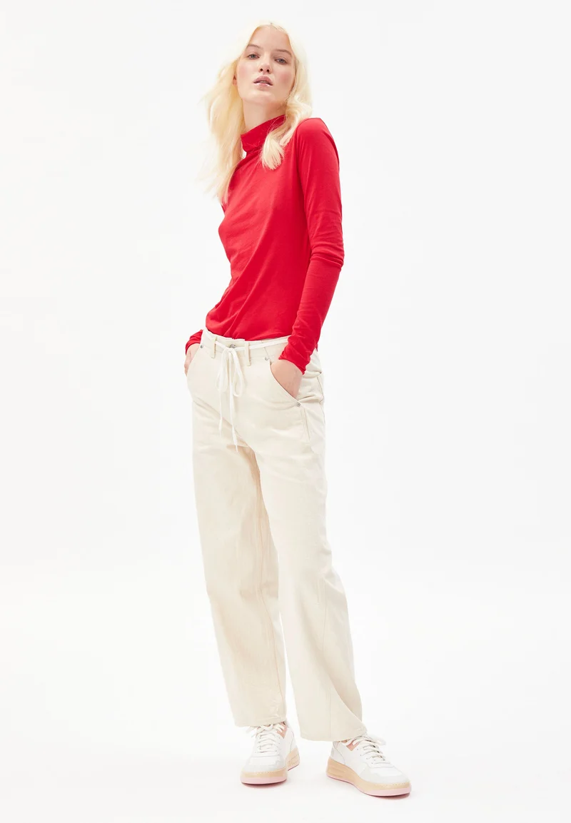 MALANAA | dark poppy
