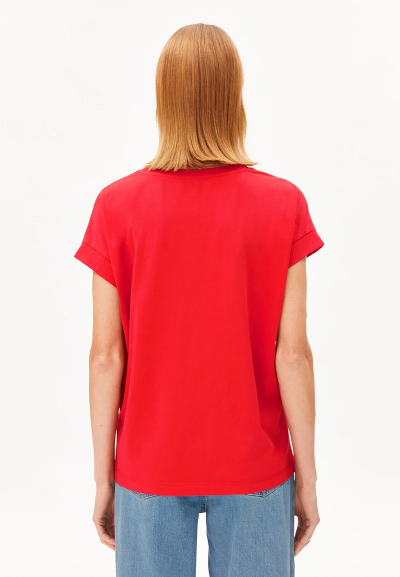 IDAARA T-SHIRT | mars red