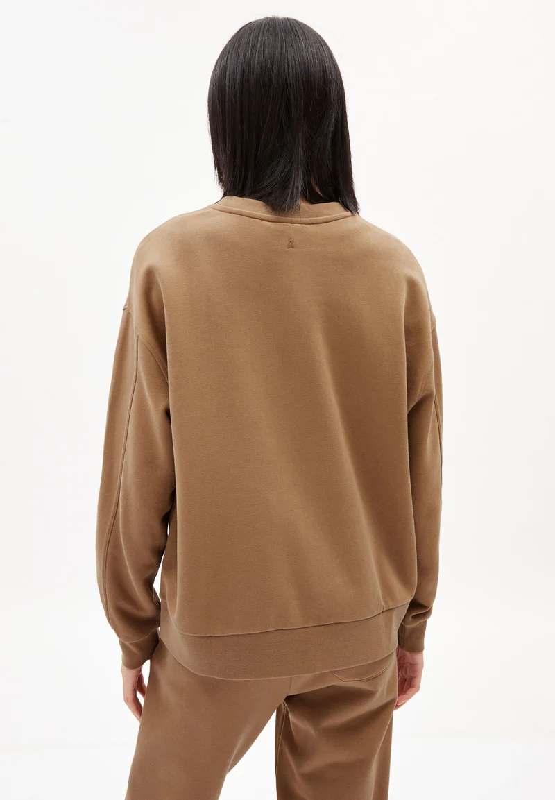 AARIN | smoky almond