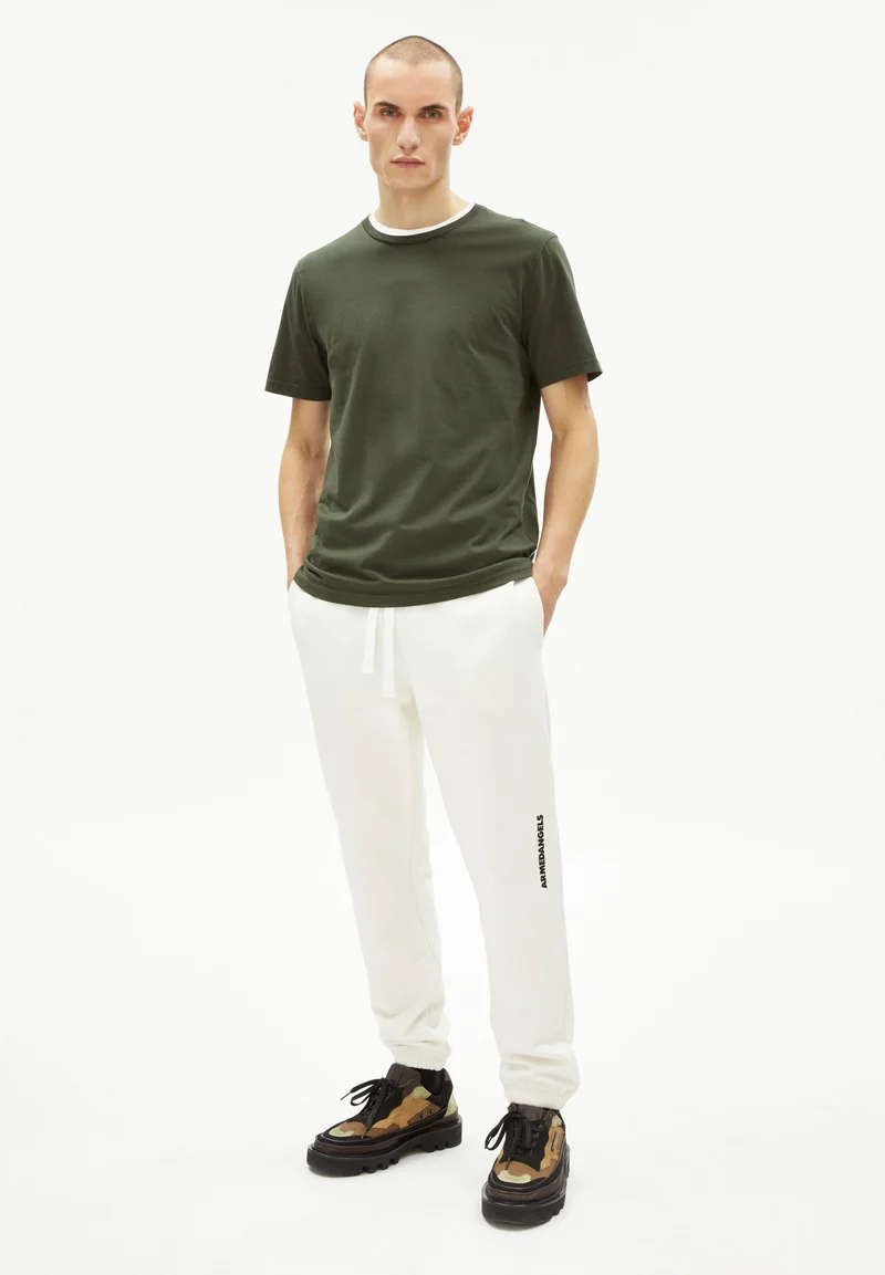 JAAMES T-SHIRT | dark pine