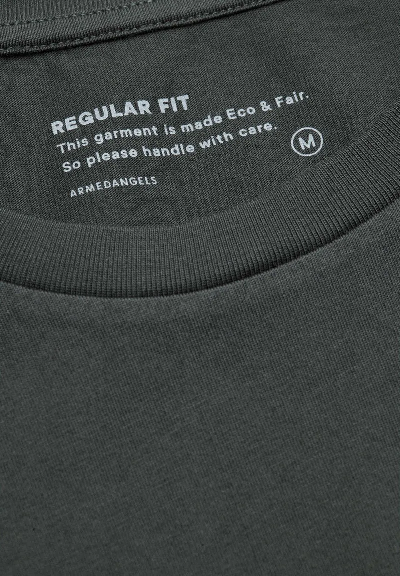 JAAMES T-SHIRT | dark pine