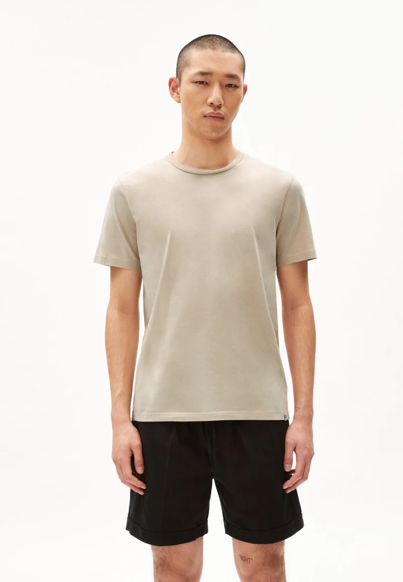 JAAMES T-SHIRT | light desert