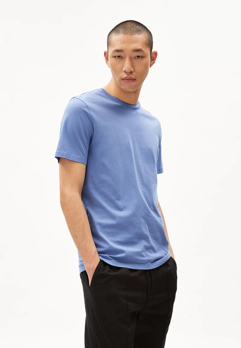 JAAMES T-SHIRT | sky high