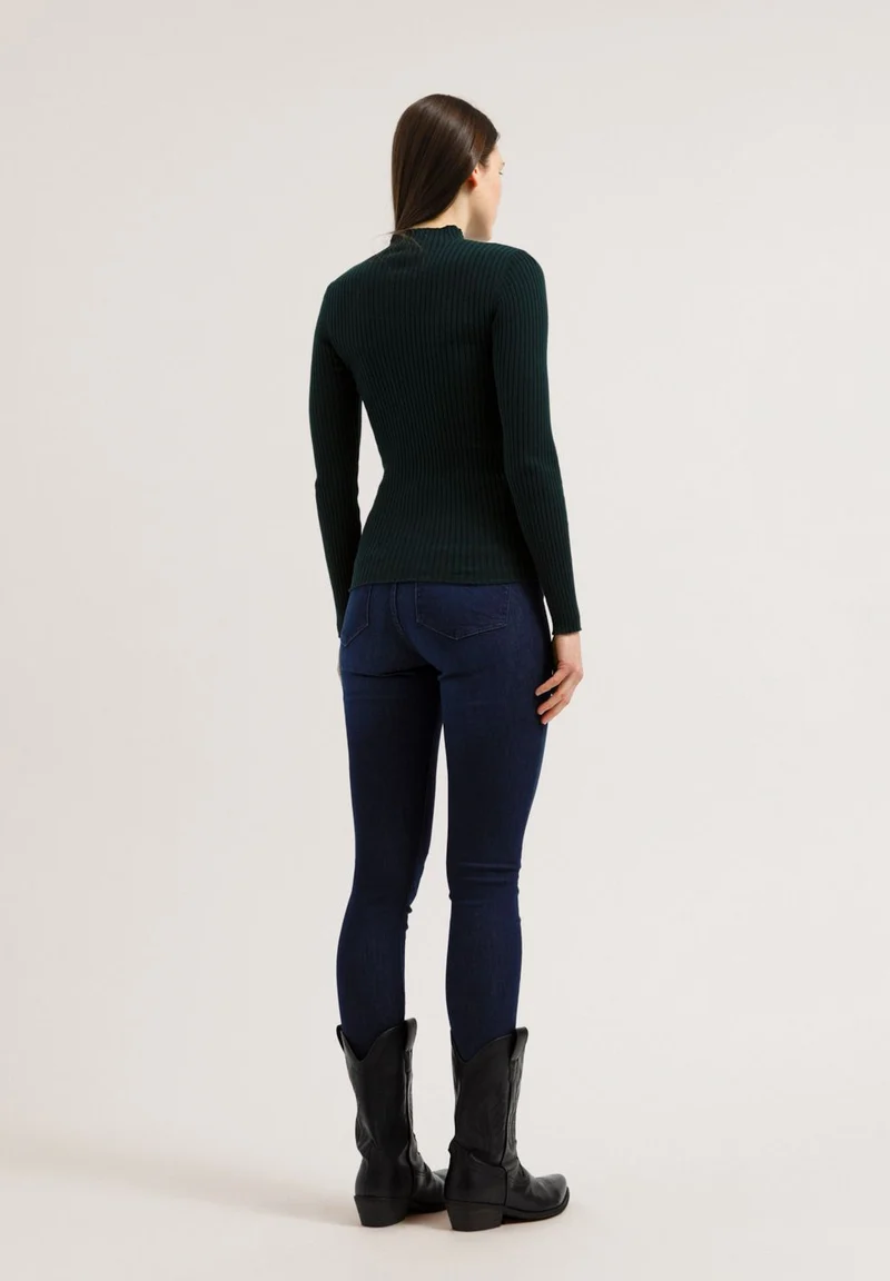 ALAANIA STRICKPULLOVER | deep lake