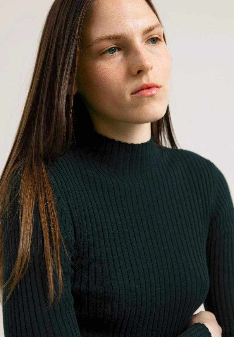 ALAANIA STRICKPULLOVER | deep lake