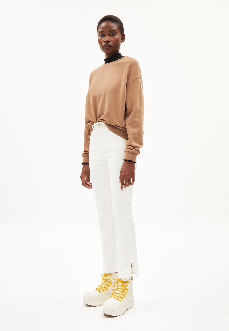AARIN | cedar wood