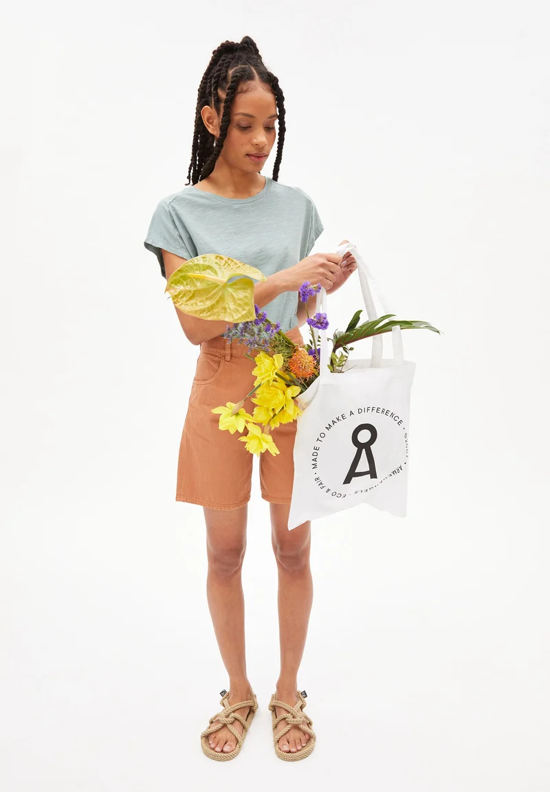 ONELIAA | eucalyptus green