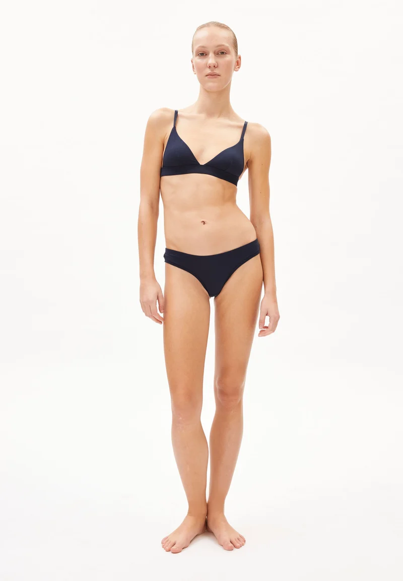 FAARA STRING | night sky