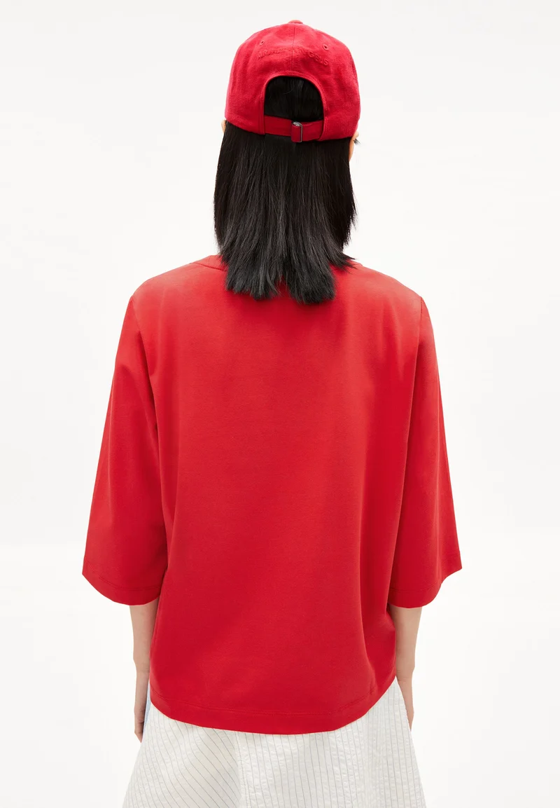 MARIAA | dark poppy
