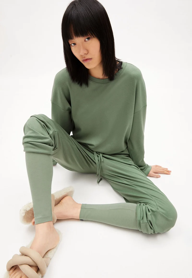 MAAILAA | rosemary green