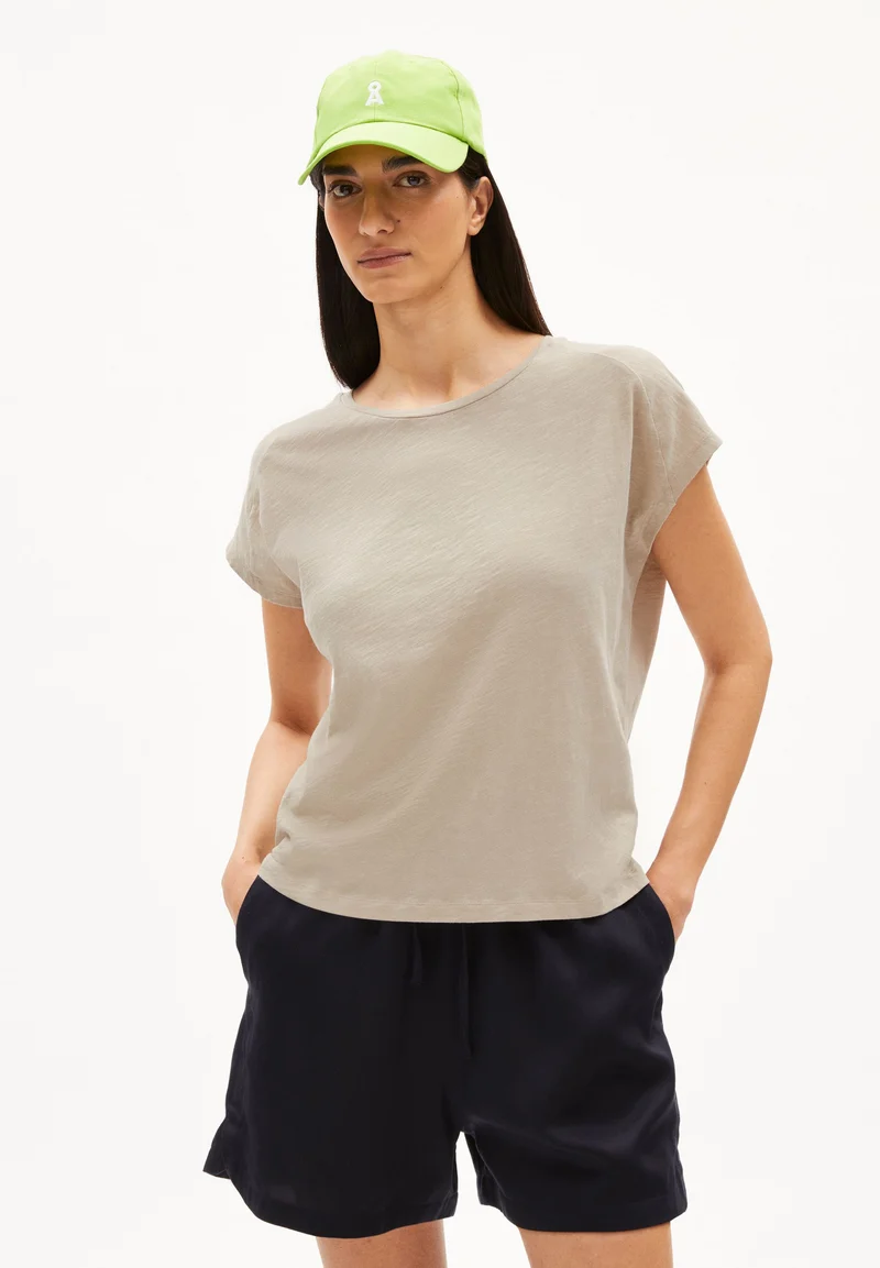 ONELIAA | sandstone