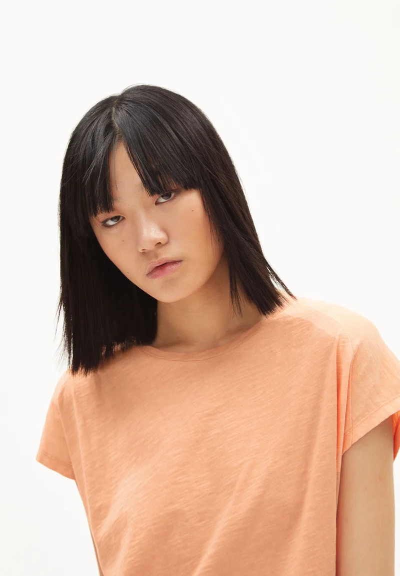 ONELIAA | warm peach