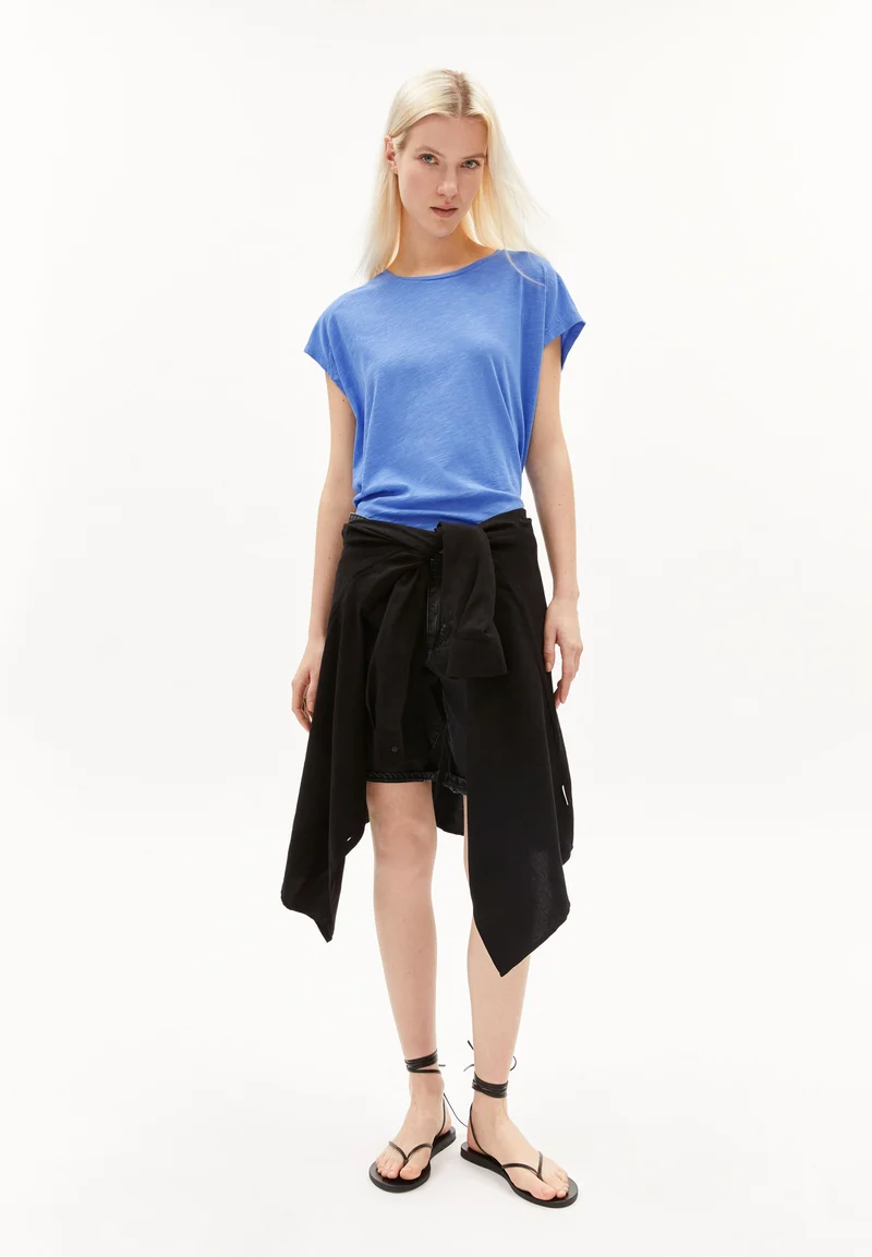 ONELIAA | blue bloom