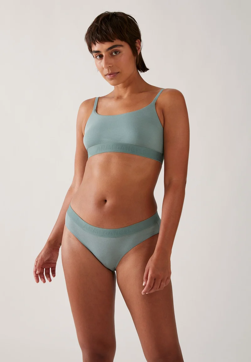 TRINAA SLIP | eucalyptus green