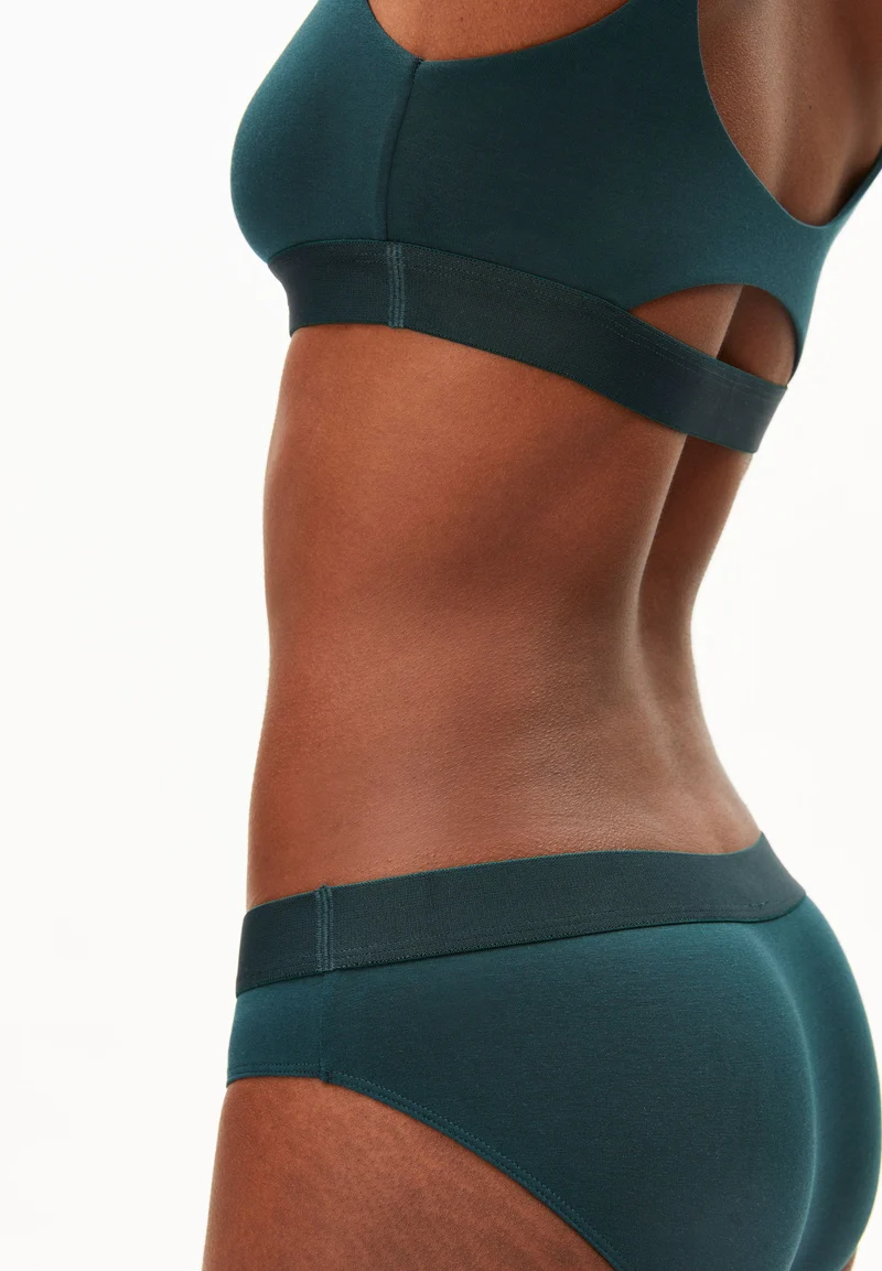 TRINAA SLIP | teal stone