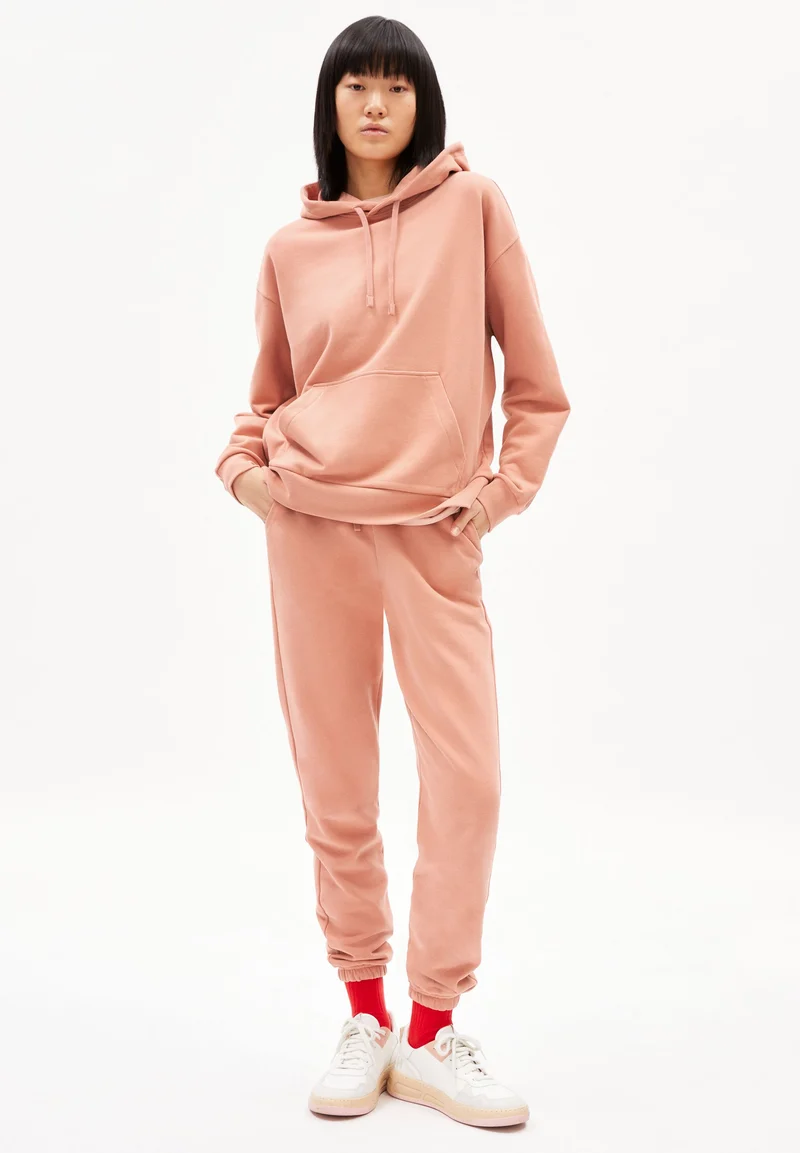 ANJANAA | peach blossom