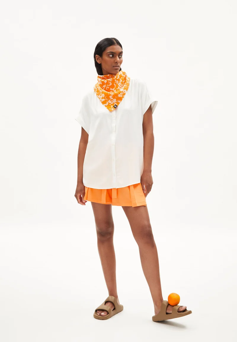 KAARO LI | mangorange