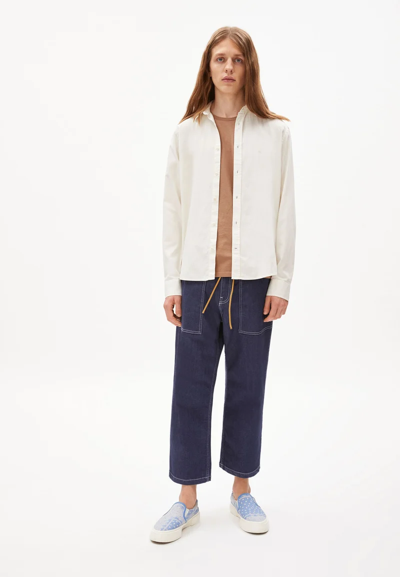 QUAADI | off white