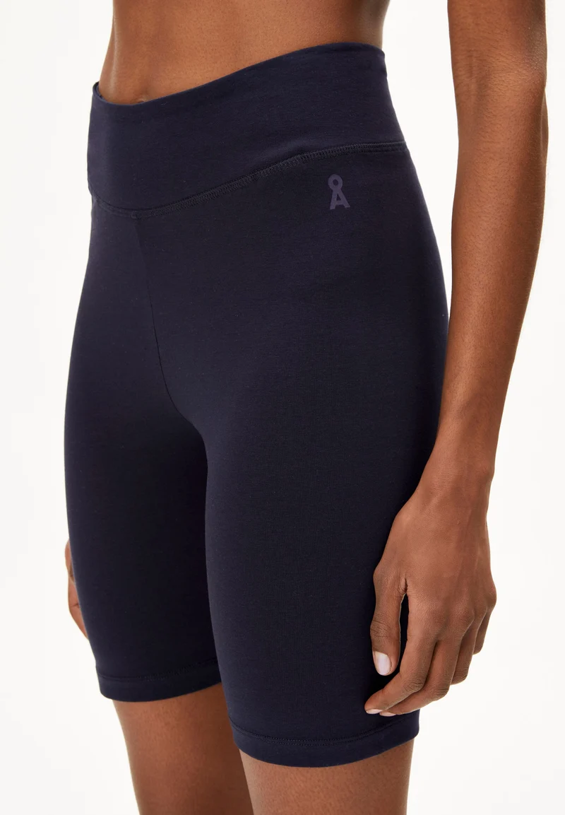 NEDAA LITAA SHORTS | night sky