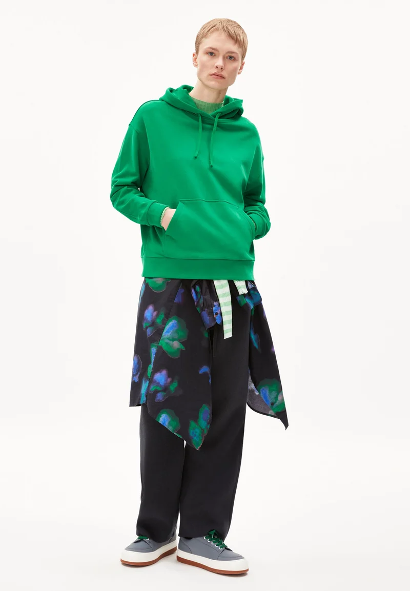ANJANAA | flash green