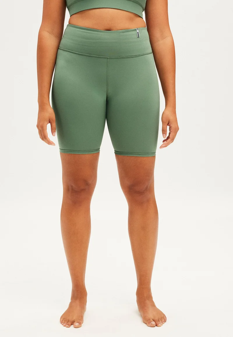 AJAALA | rosemary green