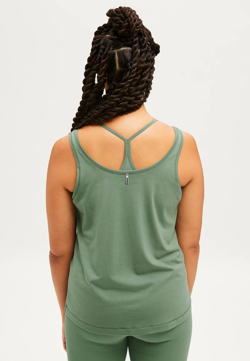 BENISHAA | rosemary green