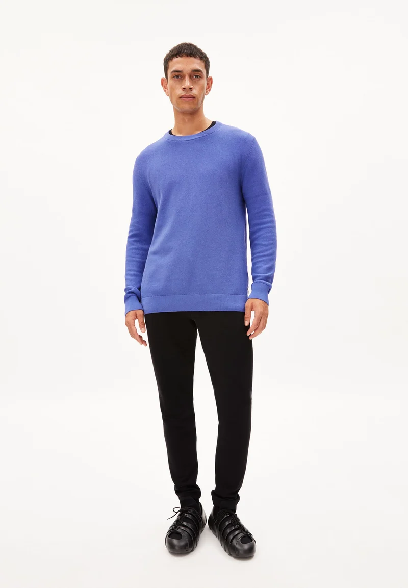 GRAANOS | vibrant violet