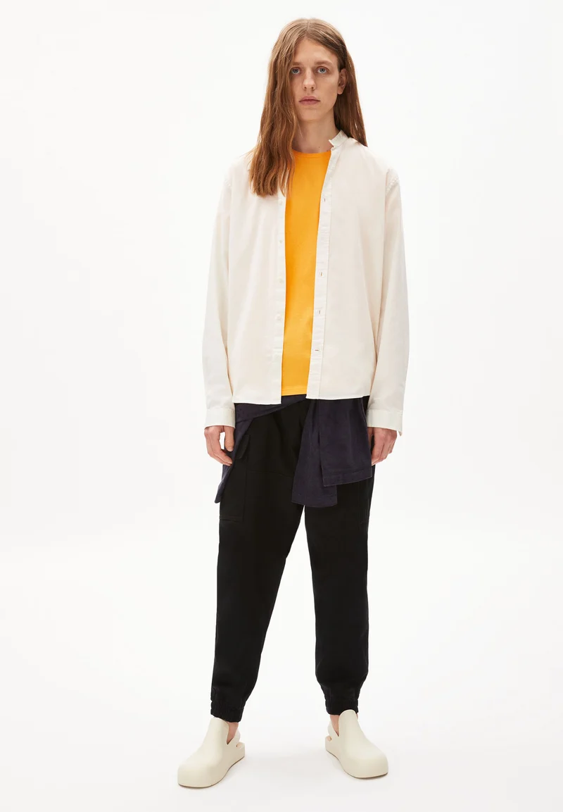 TOMAASO | off white