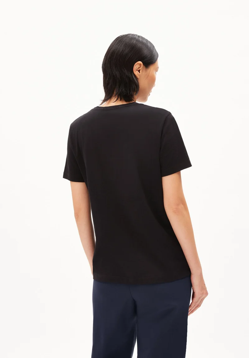 MARAA LANAA | black